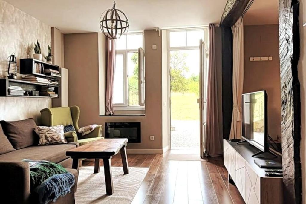 Chatescos - Estudio En Chateau المظهر الخارجي الصورة